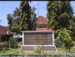 Kades Dan Sekdes Sumber Kencono  Kompak Tidak Di Kantor,Ketika Di Datangi Warganya Terkait Manipulasi Data PTSL