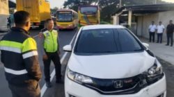Kembali Terjadi Kecelakaan Di Jalan Raya  Bangsring, melibatkan  Tiga Kendaraan ,Tidak Ada Korban Jiwa Dalam Kejadian Ini
